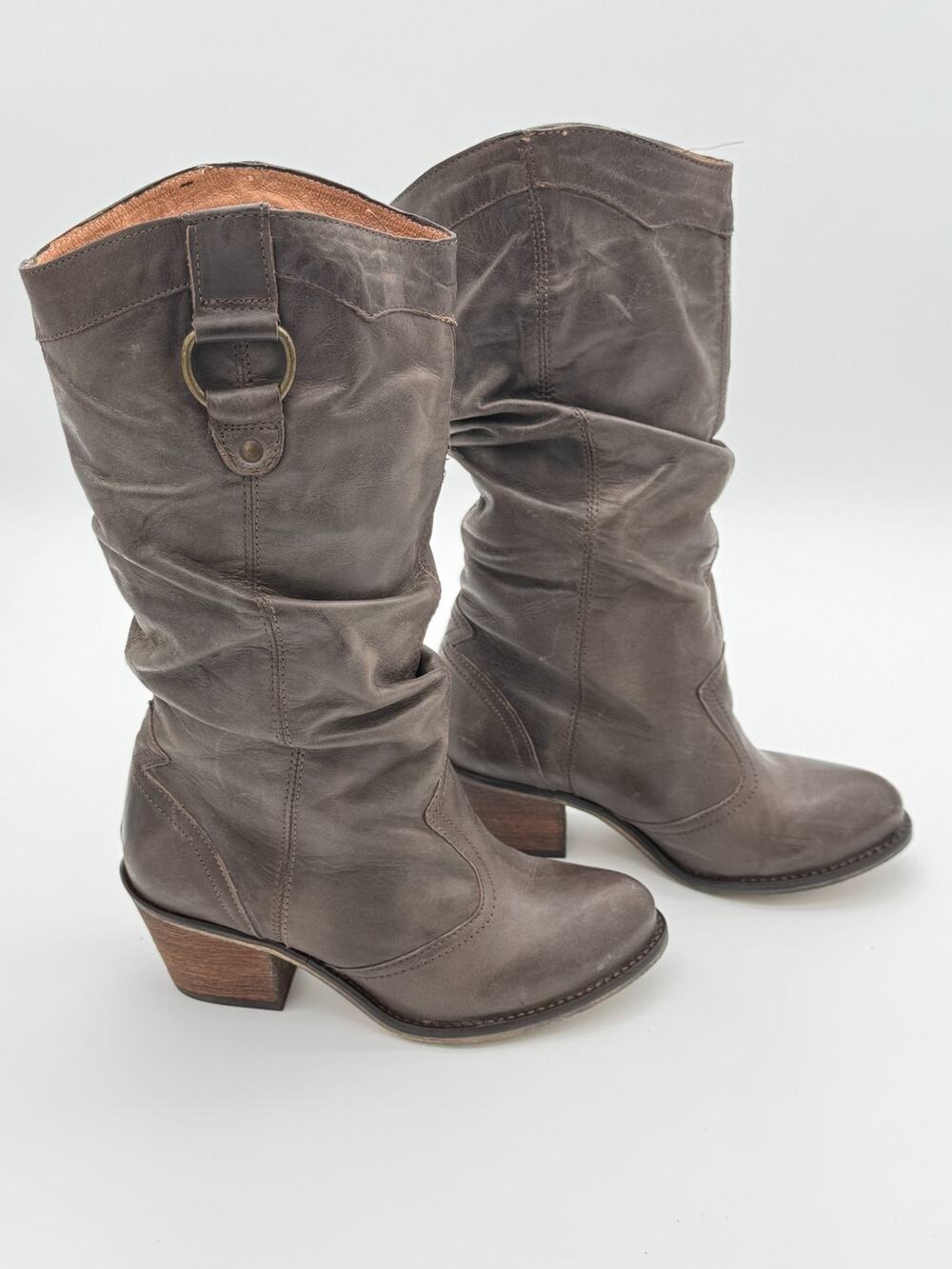 Steve Madden Gammbble Leather Slouch Boots Sz 6M Taupe Western Boho Mexico